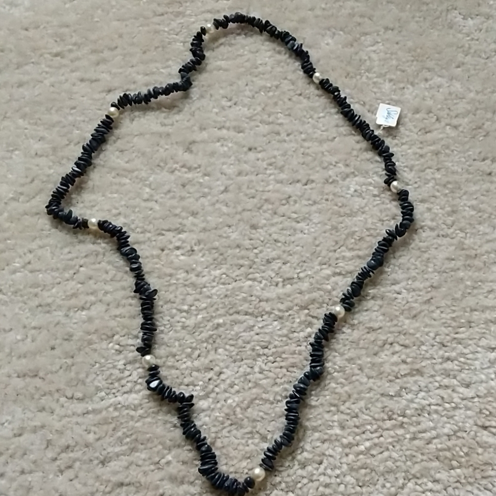 Black stone and pearl necklace